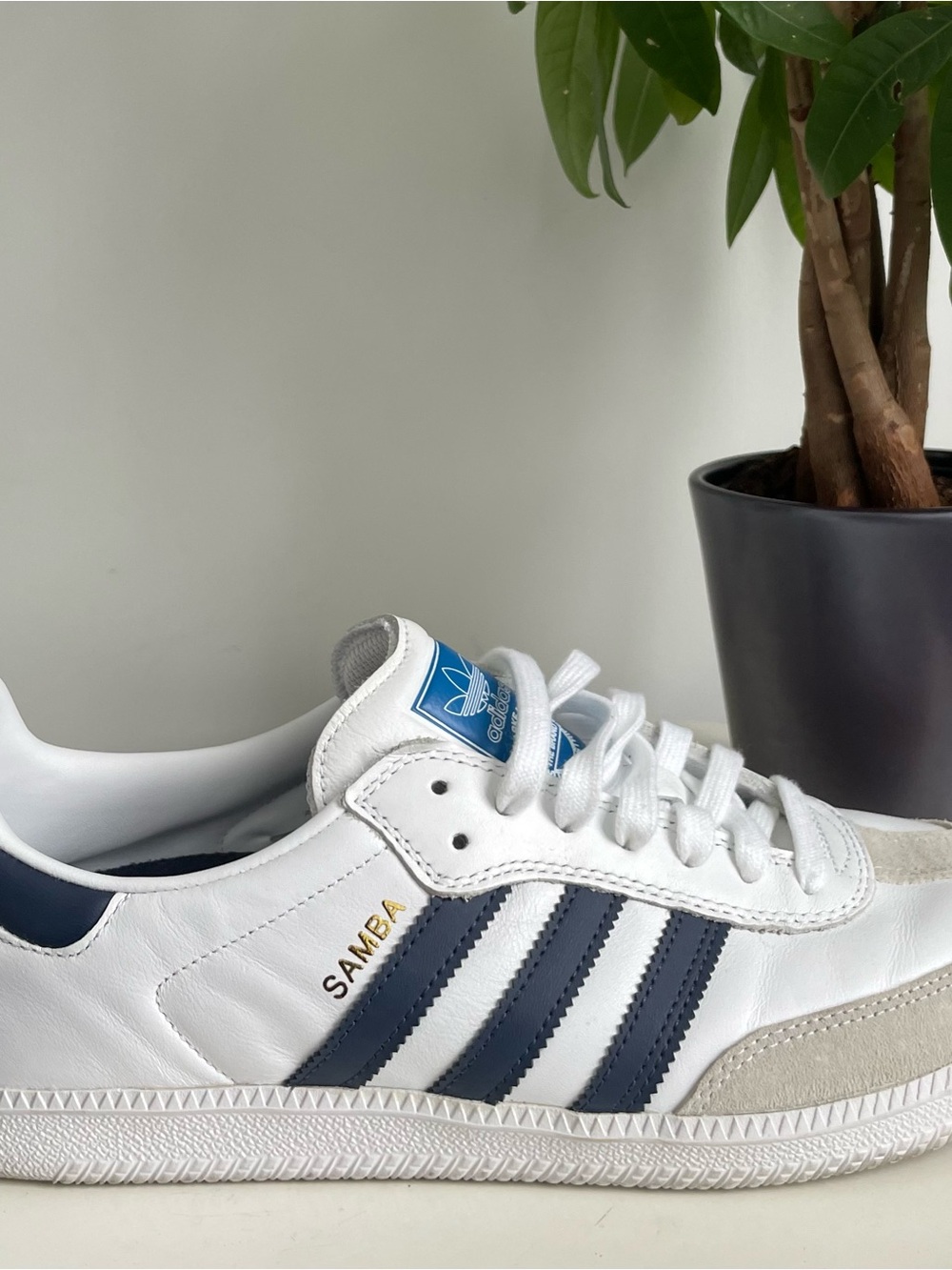 Men Size 11 adidas Samba ADV White Shadow Navy Blue Shoes